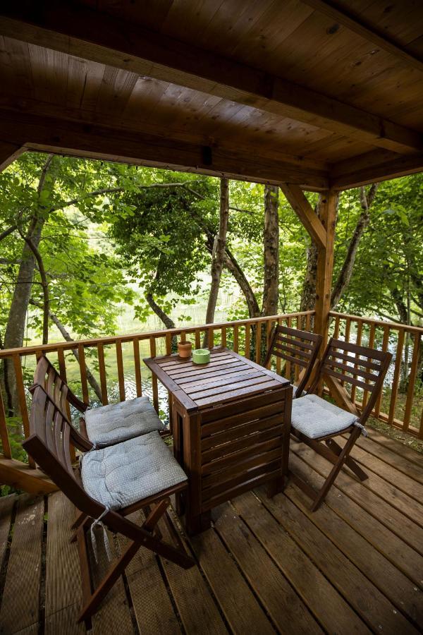 Riverland Gornji Zvečaj Exteriör bild