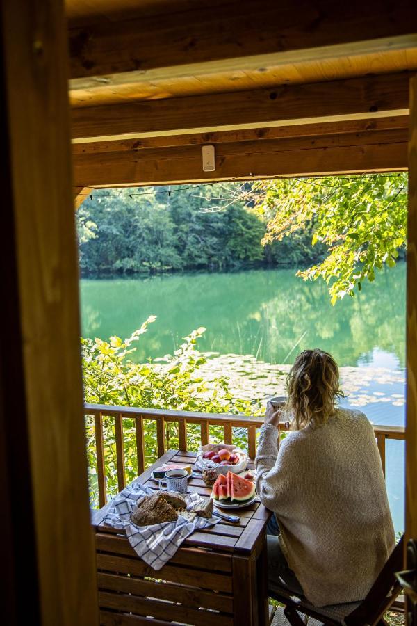 Riverland Gornji Zvečaj Exteriör bild