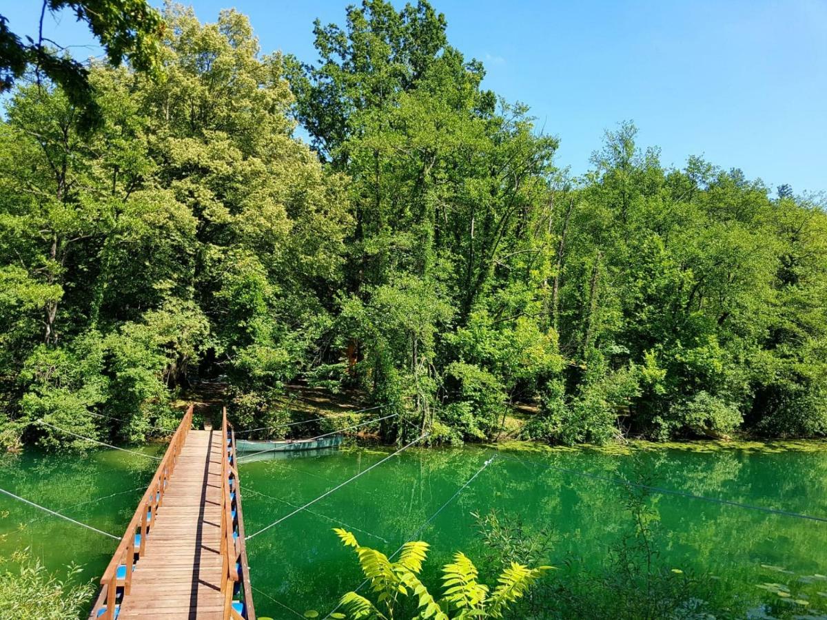 Riverland Gornji Zvečaj Exteriör bild