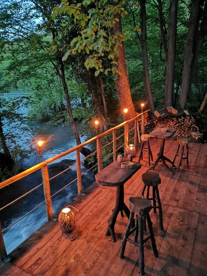 Riverland Gornji Zvečaj Exteriör bild